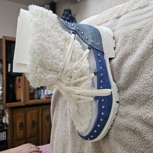 Stylish Women's Blue and White Boots